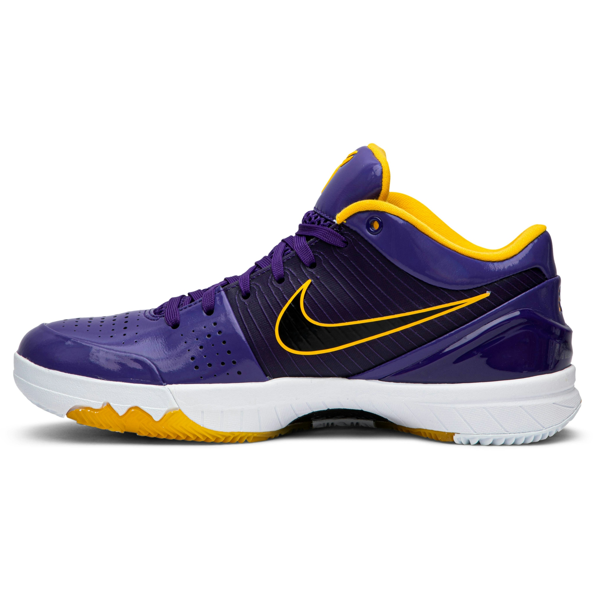 UNDEFEATED x Nike Kobe 4 Protro Court Purple CQ3869-500 Coiloa - Image 3