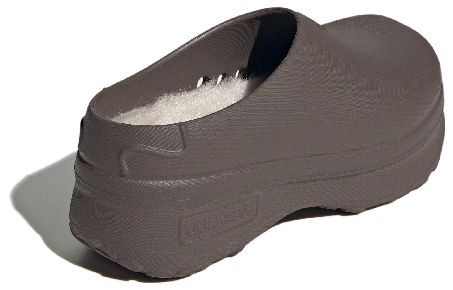 (Women) adidas Originals Adilette Clog Plush Brown IH3360 Moroen - Image 4