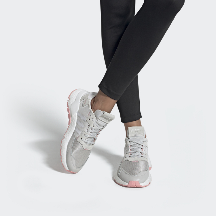(Women) adidas originals Nite Jogger White Grey Pink FV4136 Moroen - Image 7