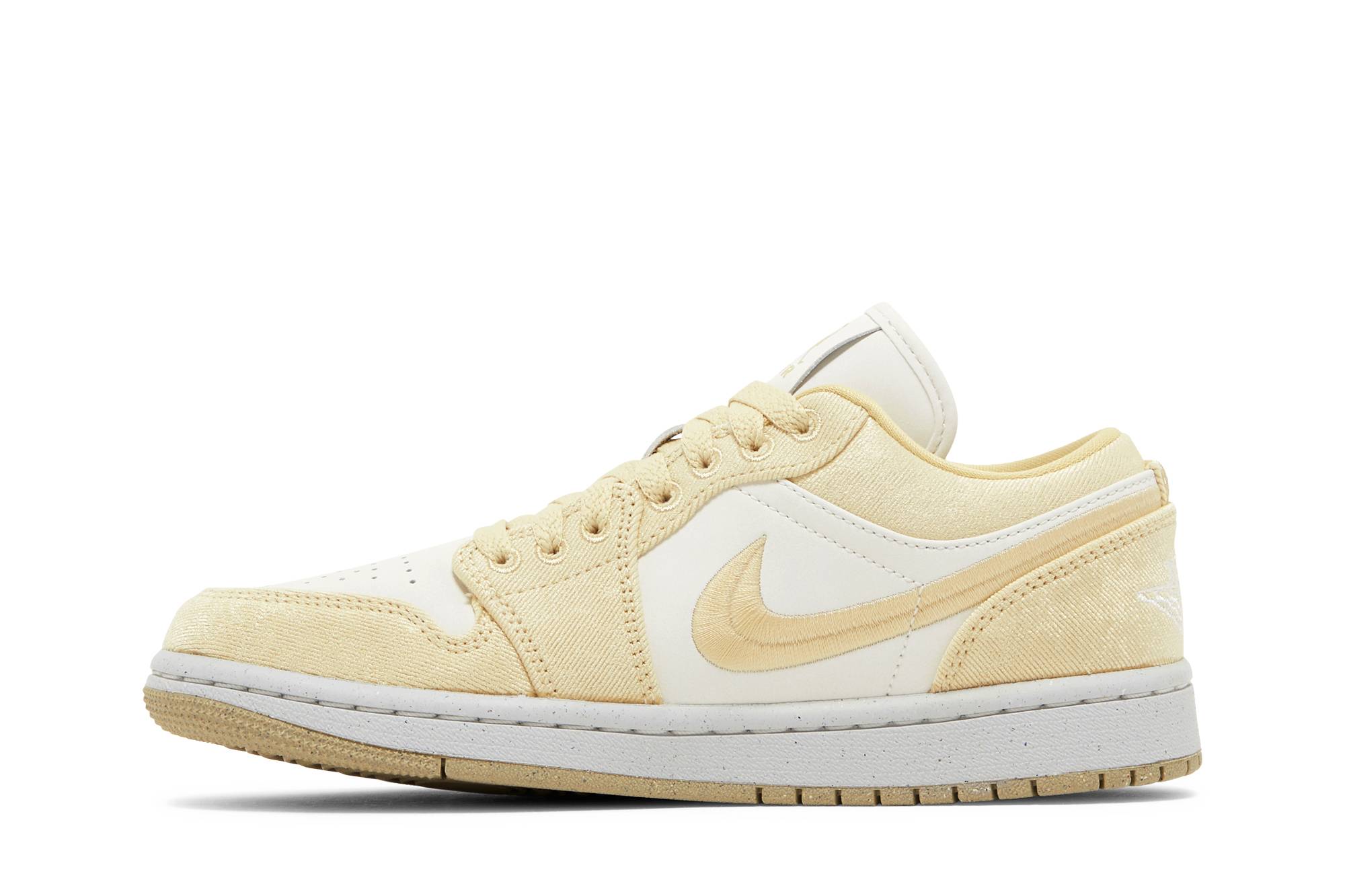 (Women) Air Jordan 1 Low SE Team Gold FN3722-701 Moroen - Image 3