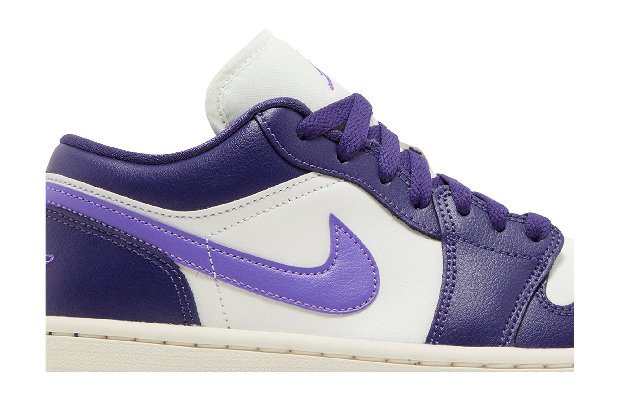 (Women) Air Jordan 1 Low Sky Purple DC0774-502 Moroen - Image 2
