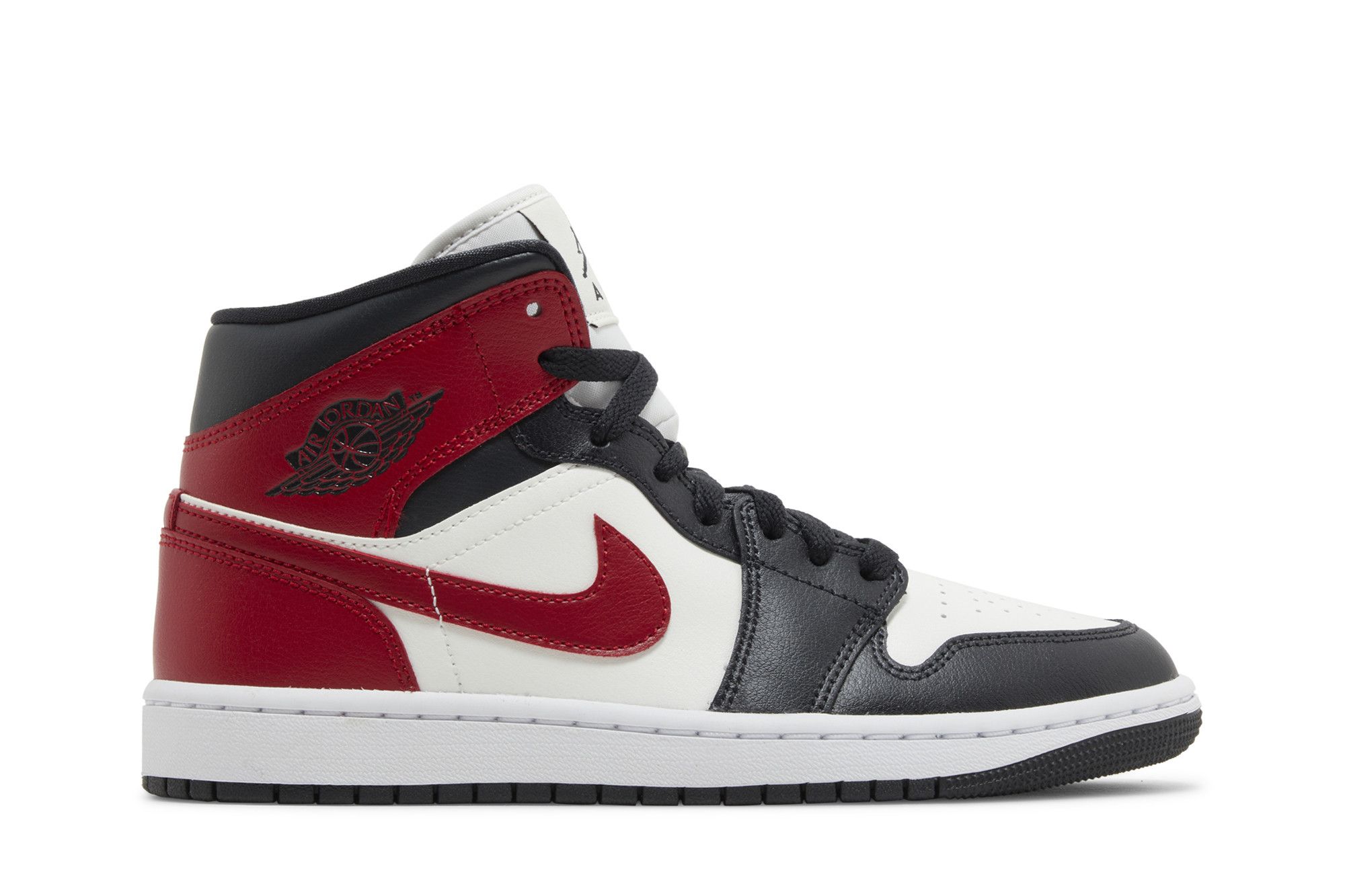 (W) Air Jordan 1 Mid 'Black Toe' BQ6472-160 Gloiber
