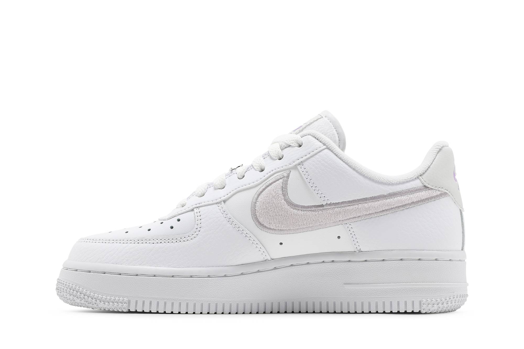(Women) Nike Air Force 1 07 Essential Chenille Swoosh - White Lilac DN5056-100 Moroen - Image 3