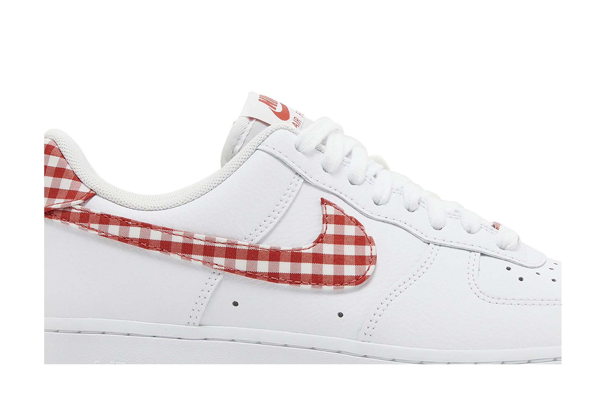 (Women) Nike Air Force 1 07 Essential Mystic Red Gingham DZ2784-101 Moroen - Image 9