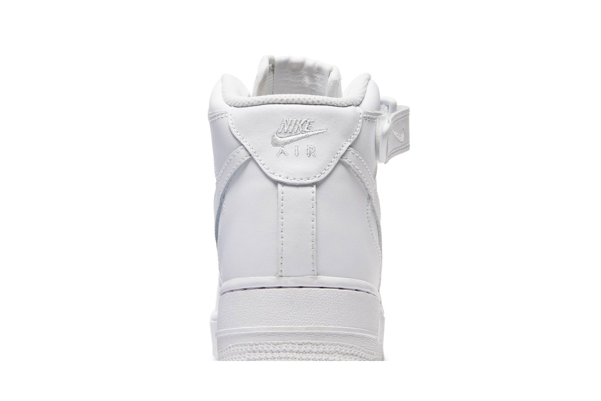 (Women) Nike Air Force 1 07 Mid Triple White DD9625-100 Moroen - Image 7