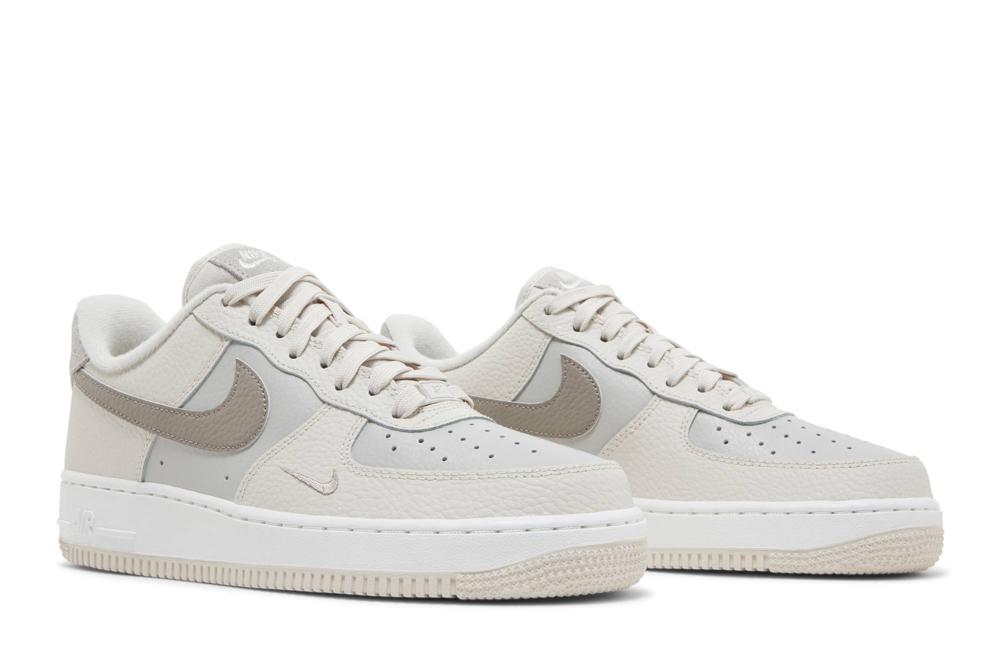(Women) Nike Air Force 1 Low Light Orewood FB8483-100 Moroen - Image 8