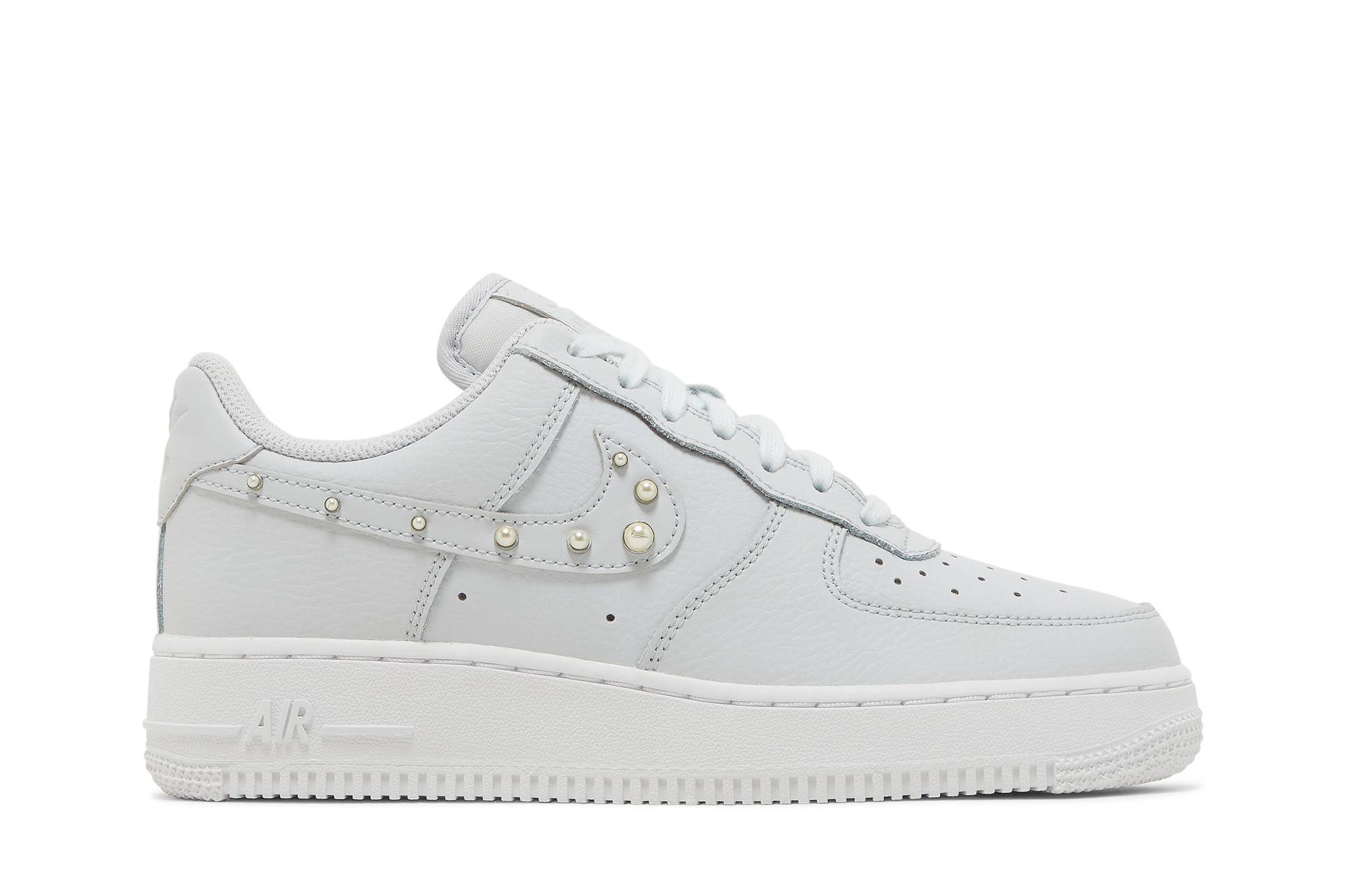 (W) Nike Air Force 1 Low 'Pearl Swoosh' DV3810-001 Gloiber