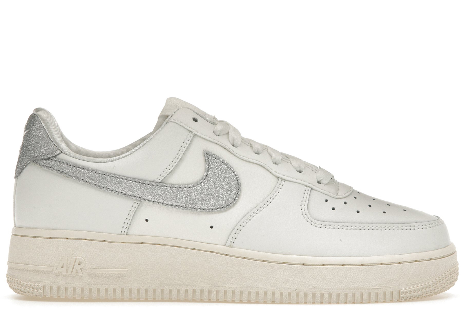 (W) Nike Air Force 1 Low 'Silver Swoosh' DQ7569-100 Gloiber