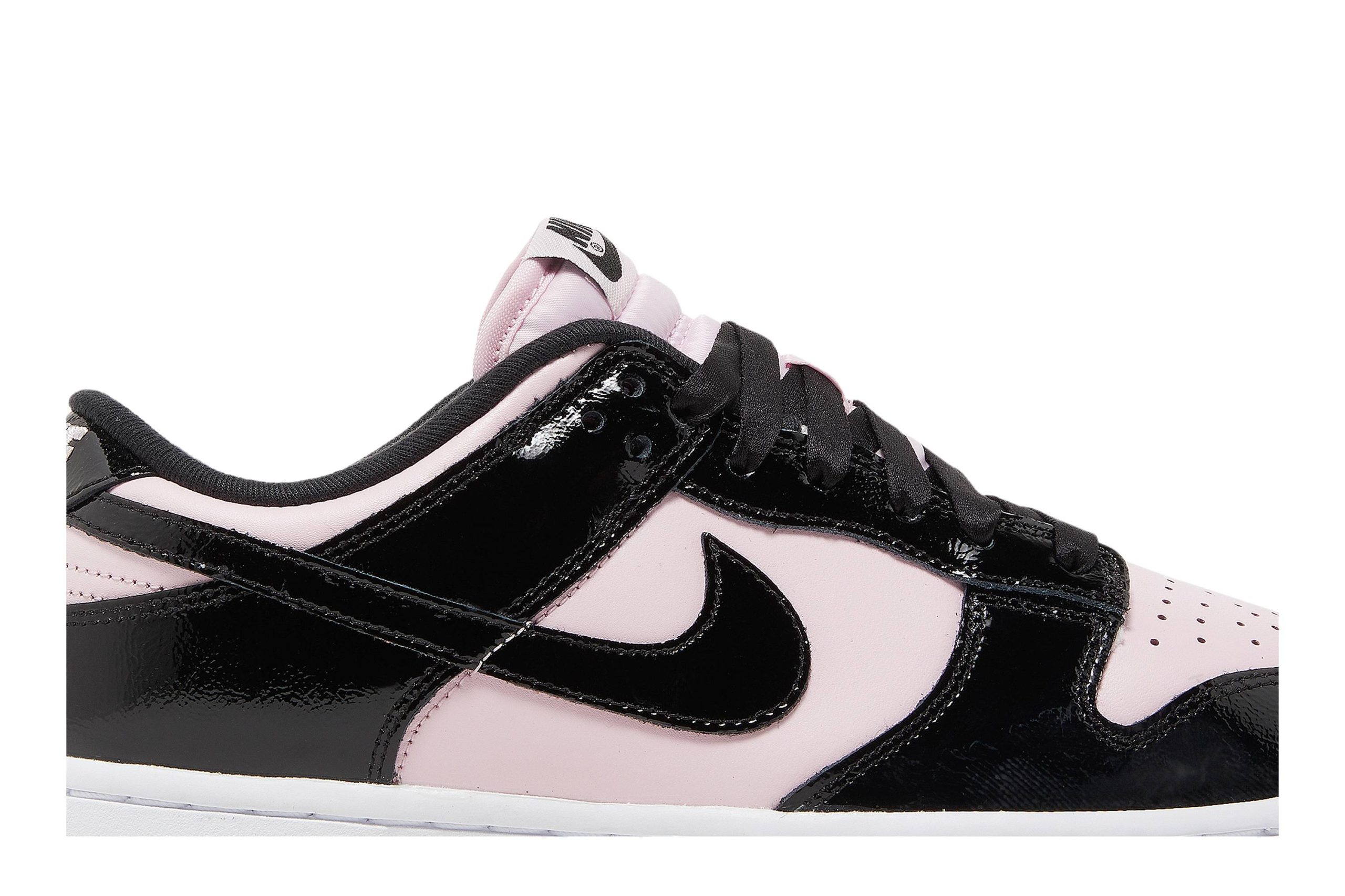 (Women) Nike Dunk Low Essential Pink Foam Black DJ9955-600 Moroen - Image 2