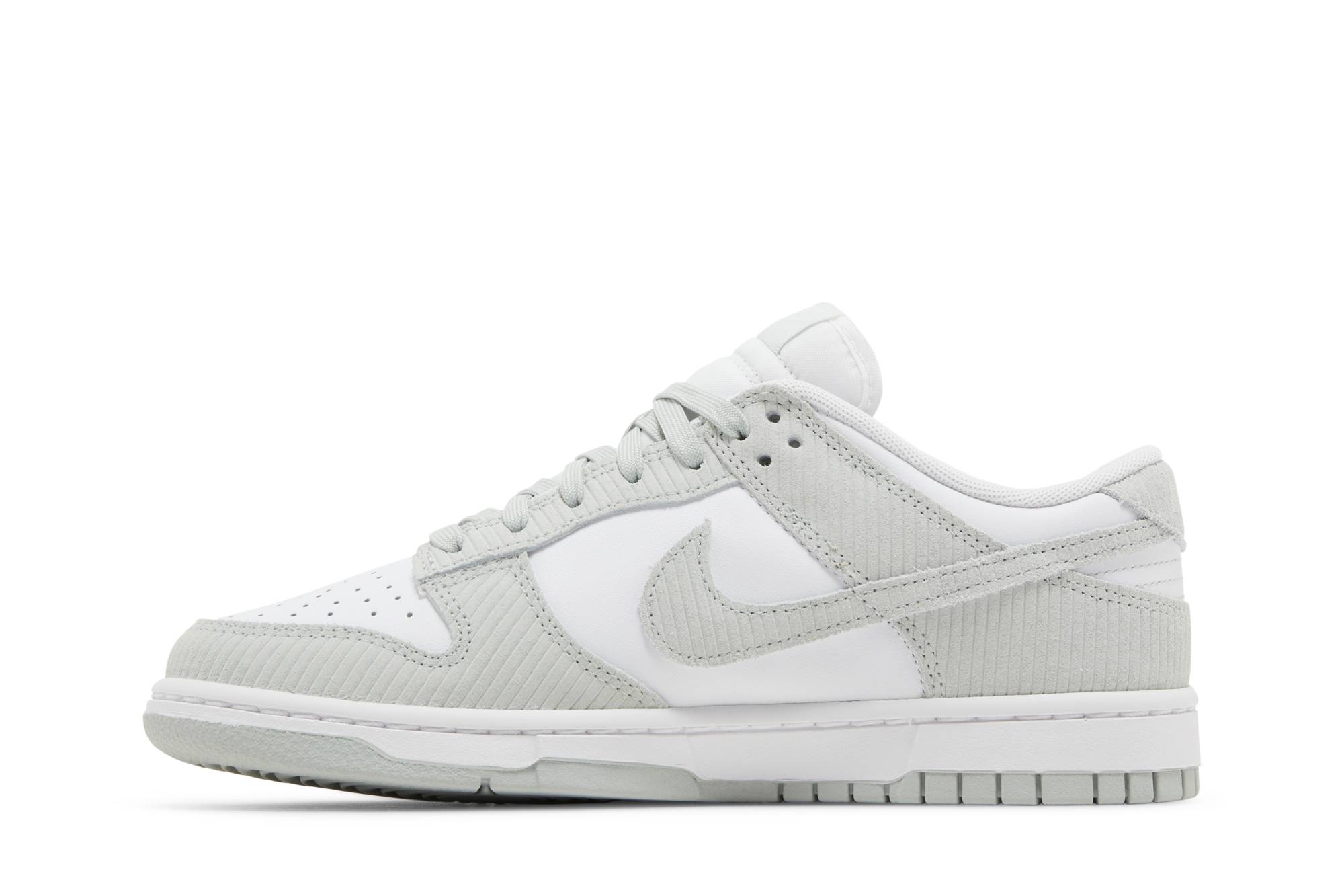 (Women) Nike Dunk Low Light Silver Corduroy FN7658-100 Moroen - Image 3