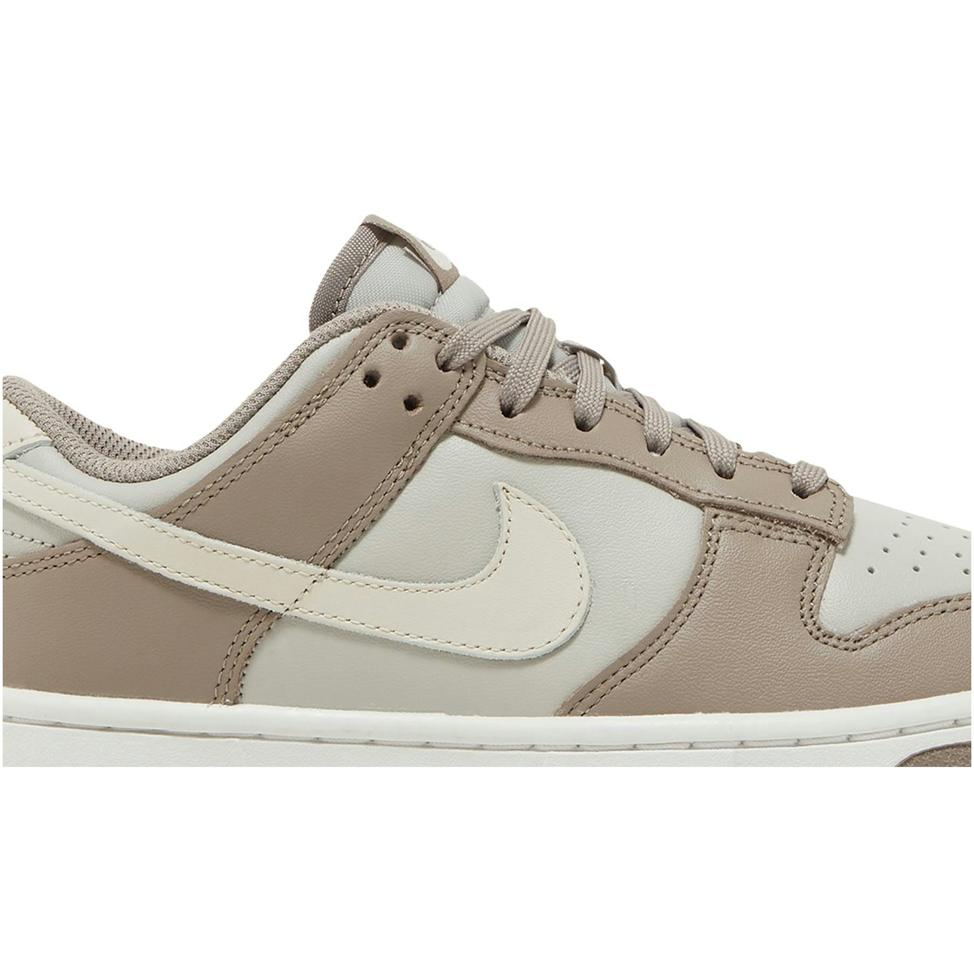 (Women) Nike Dunk Low Moon Fossil FD0792-001 Moroen - Image 2