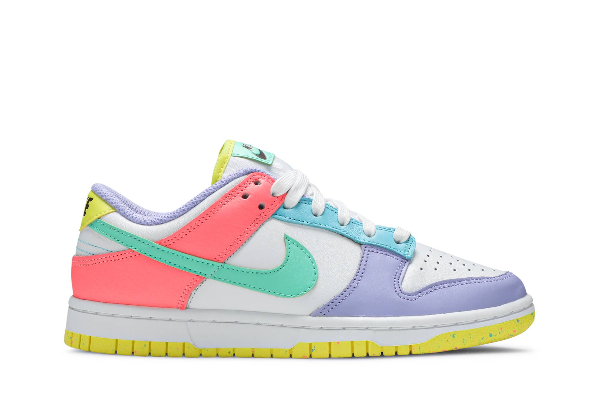 (W) Nike Dunk Low SE 'Candy' DD1872-100 Gloiber
