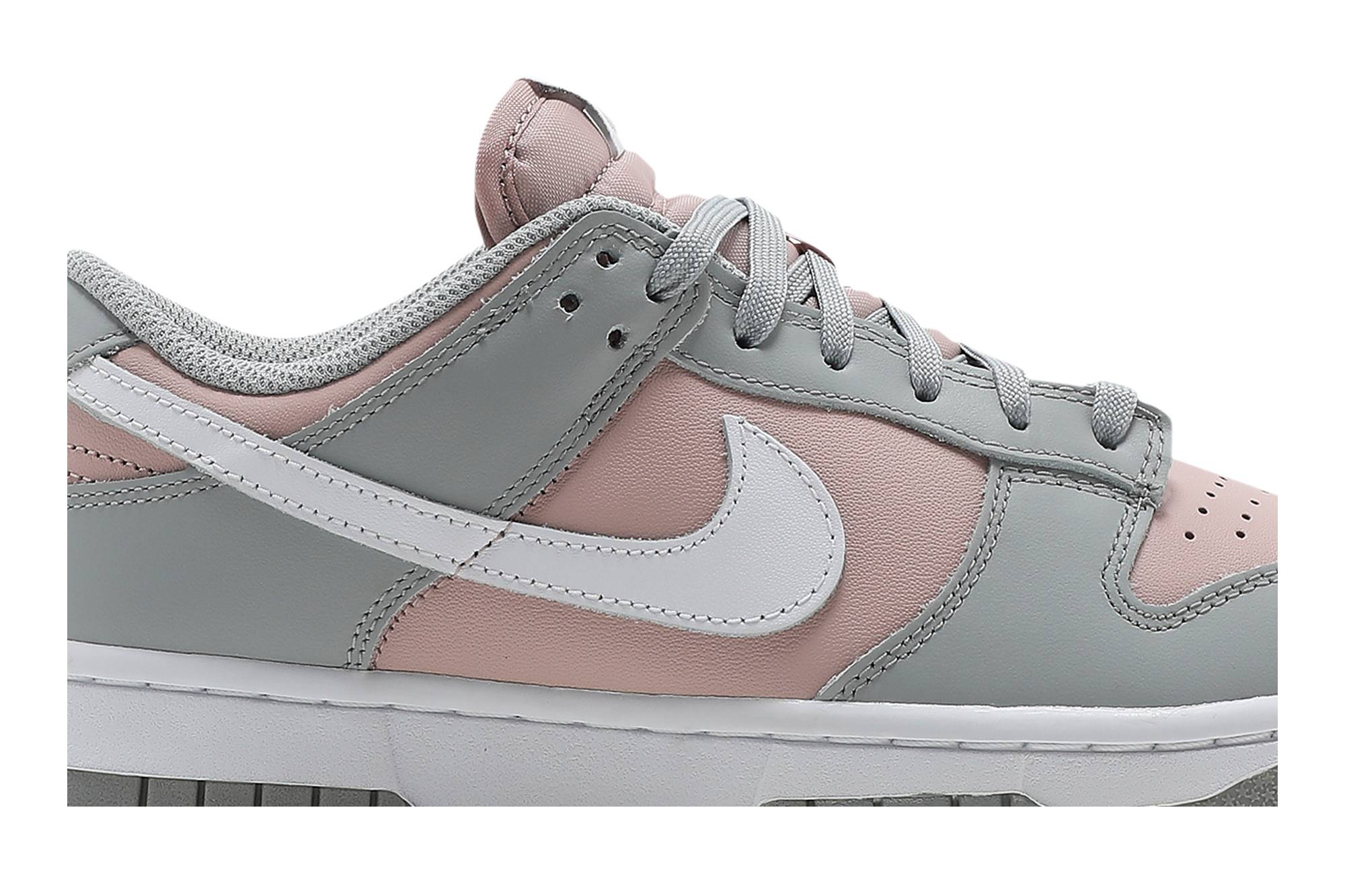 (Women) Nike Dunk Low Soft Grey Pink DM8329-600 Moroen - Image 9