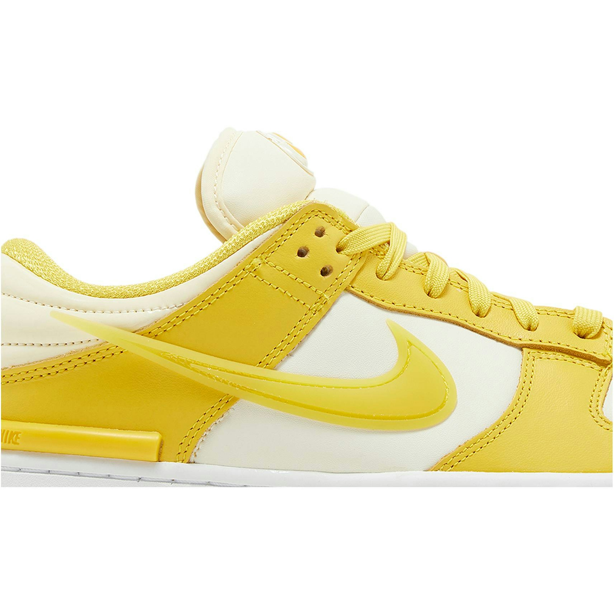 (Women) Nike Dunk Low Twist Vivid Sulfur DZ2794-100 Moroen - Image 2