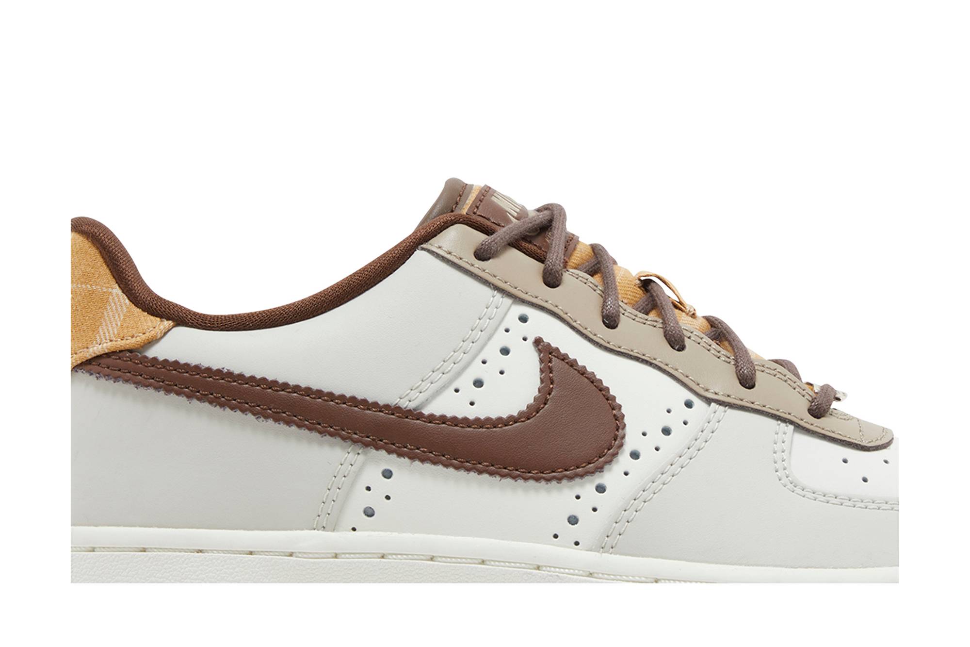 (Youth) Nike Air Force 1 LV8 'Brogue' FV3702-121 - Image 2